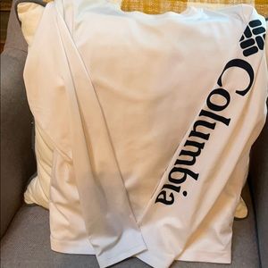 Columbia dry fit long sleeve shirt